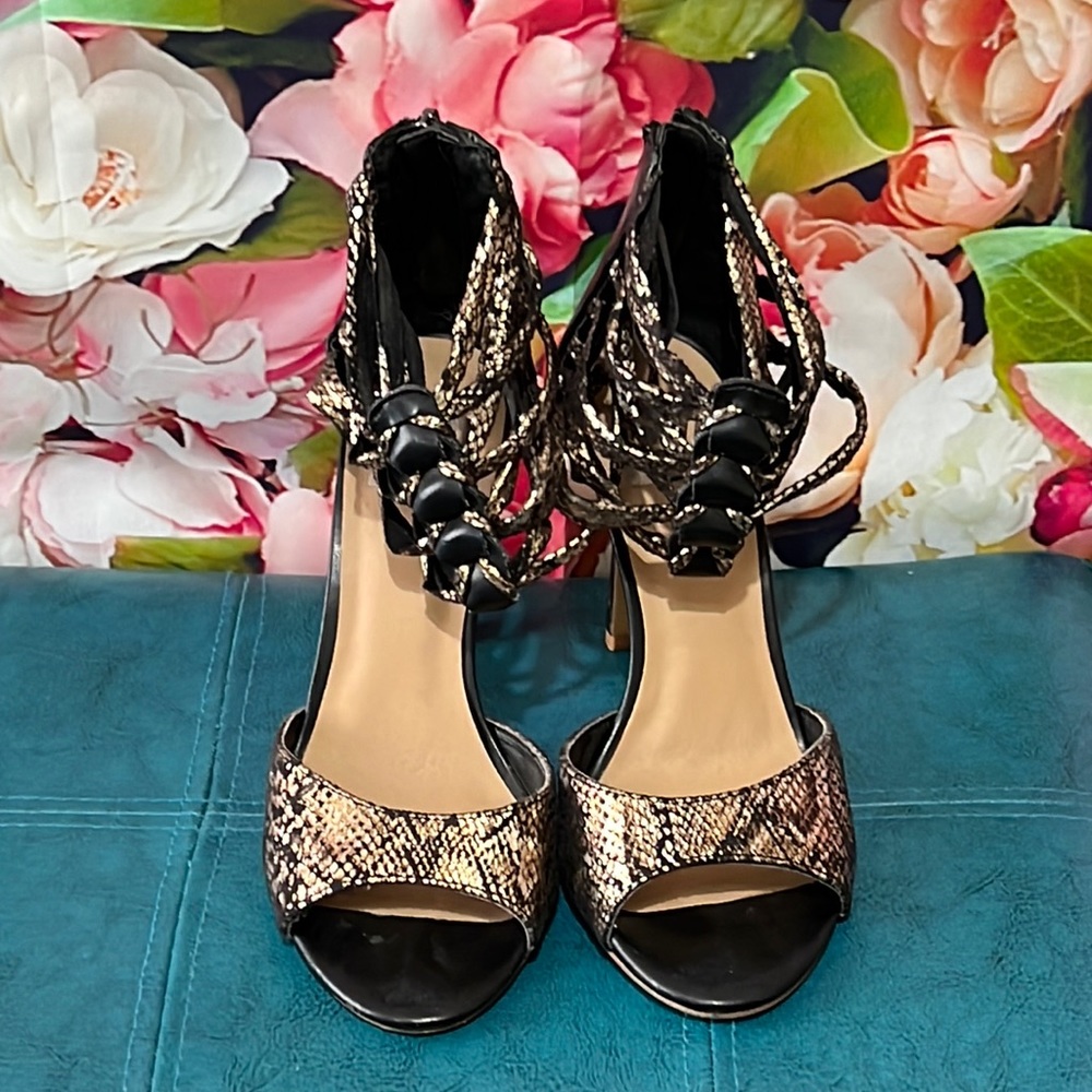4 inch heels black and gold